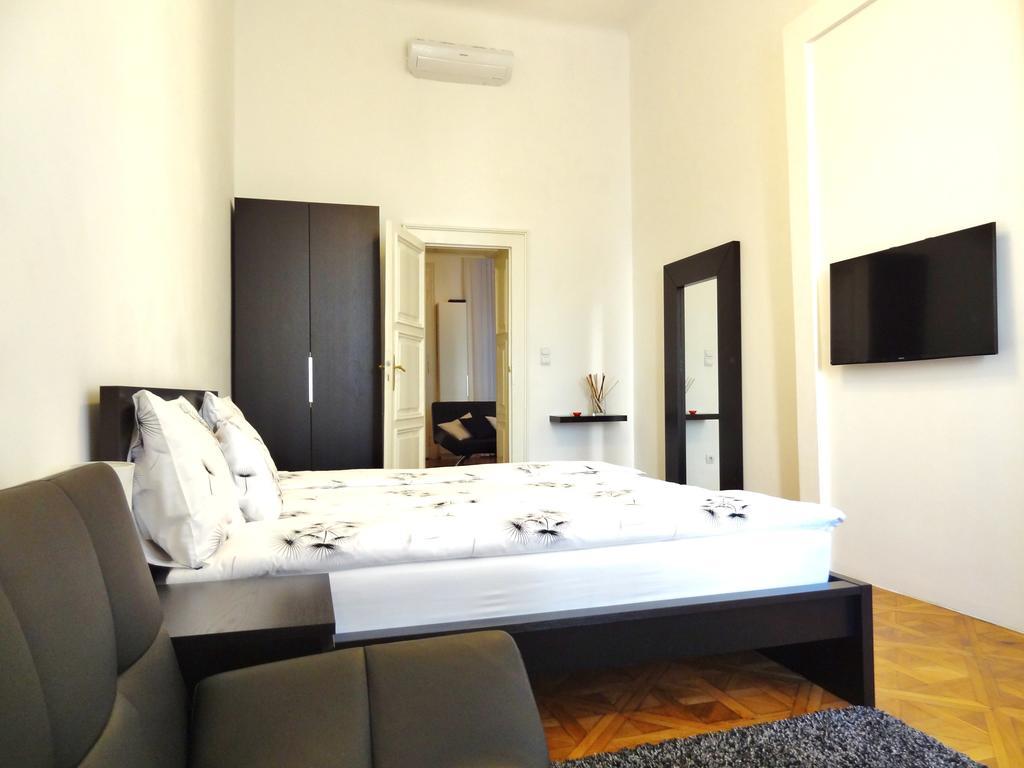 Erzsebet Boulevard Apartment Budapest Eksteriør billede