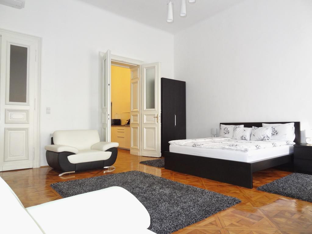 Erzsebet Boulevard Apartment Budapest Værelse billede