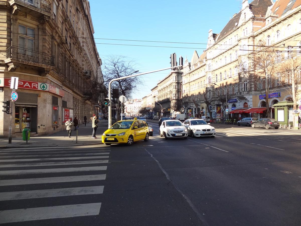 Erzsebet Boulevard Apartment Budapest Eksteriør billede